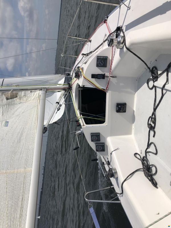 Helmsman 751 One Design