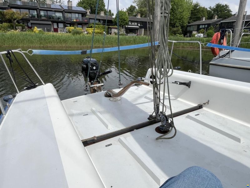 Helmsman 751 One Design