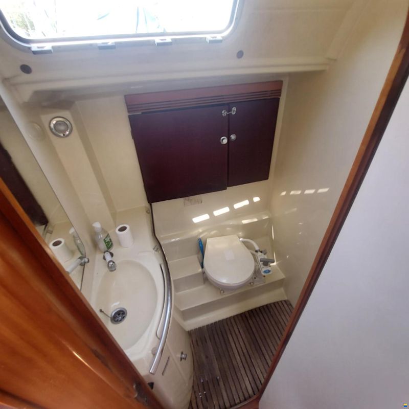 Dufour 40 Performance