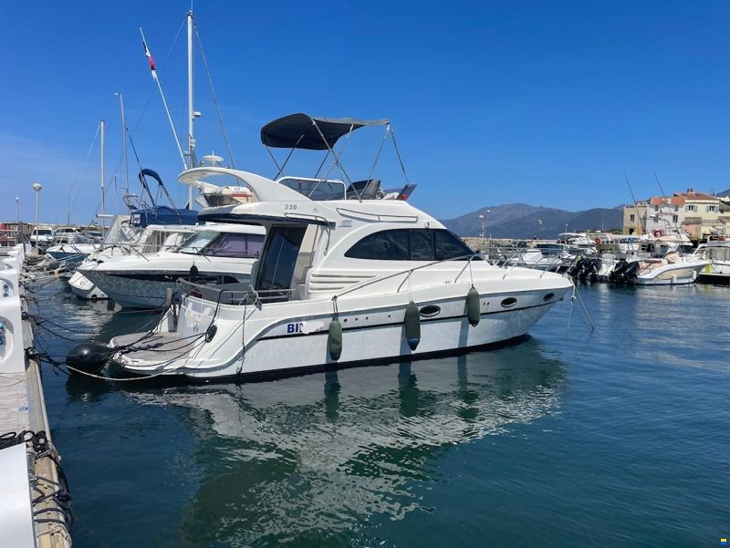 Galeon 330 FLY