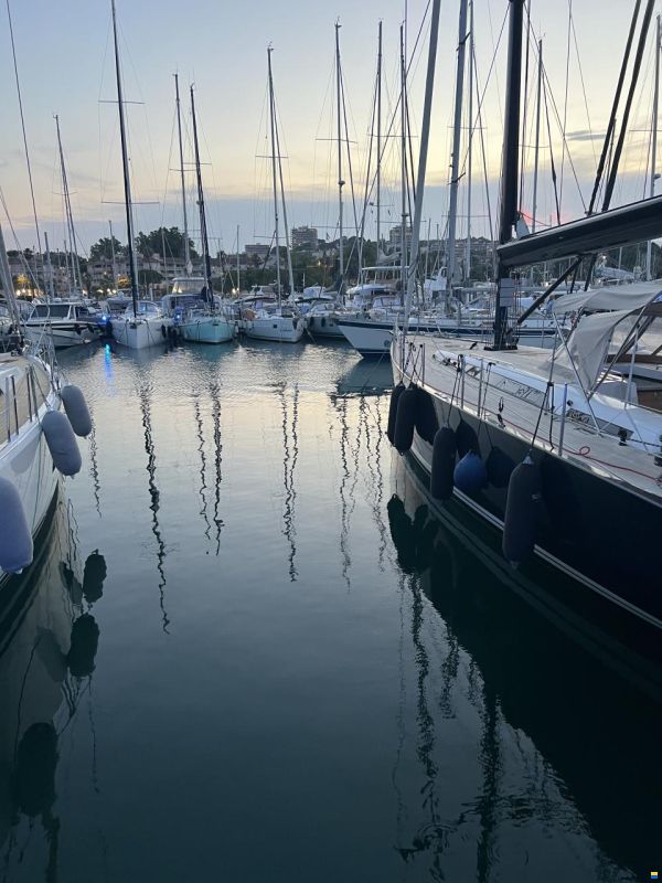 18 x 5,30m CGU Port Vauban, Antibes