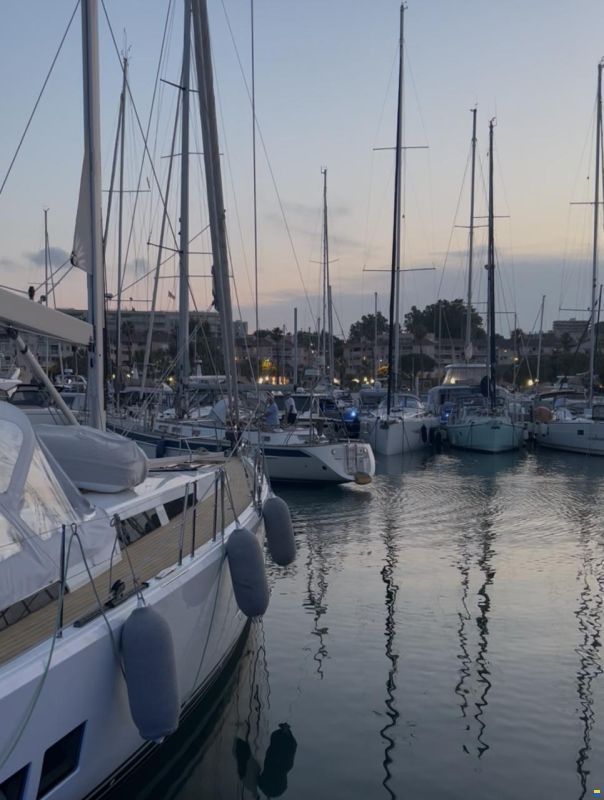 18 x 5,30m CGU Port Vauban, Antibes