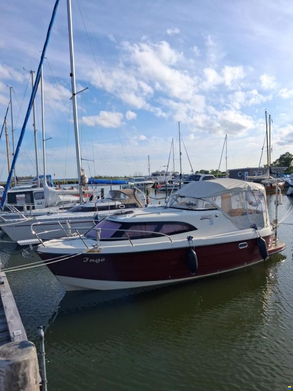 Aqua Royal 780C