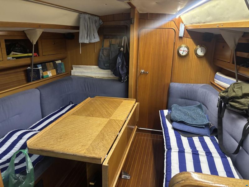 Bavaria 320