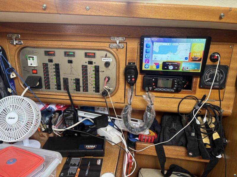 Bavaria 320