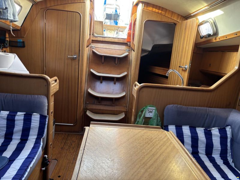 Bavaria 320