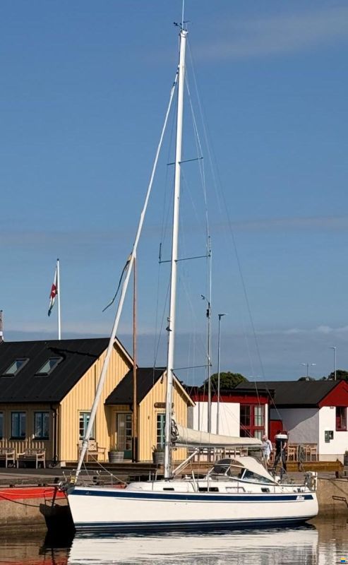 Hallberg-Rassy HR 372