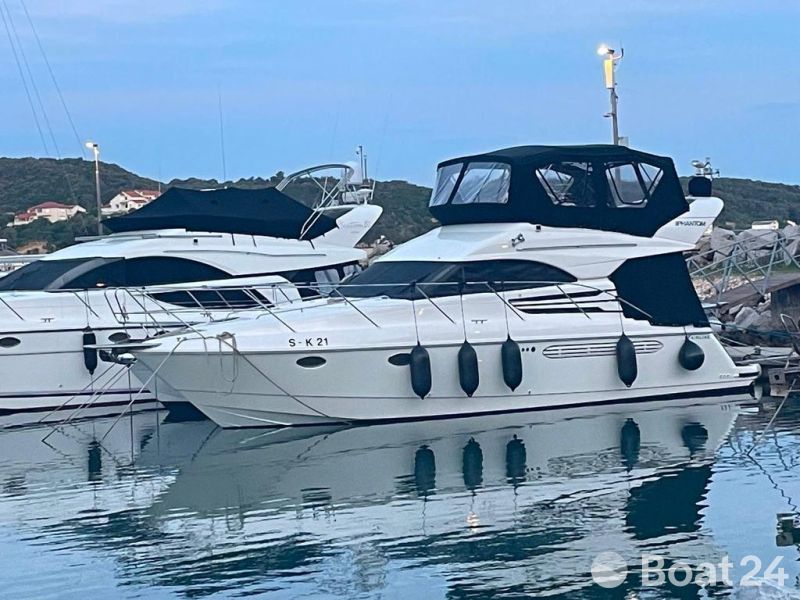 Fairline Phantom 38 Fly