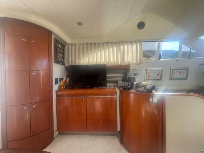 Fairline Phantom 38 Fly
