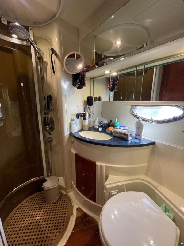 Fairline Phantom 38 Fly