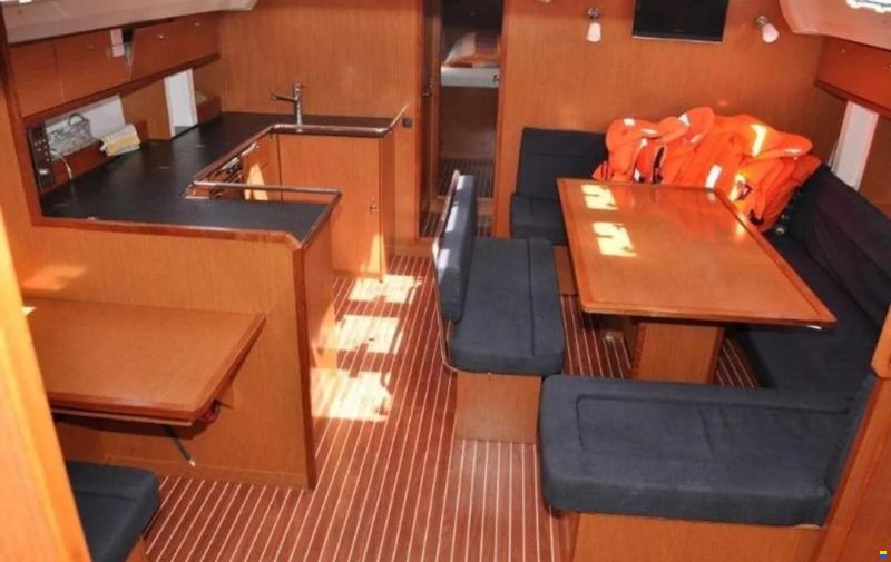 Bavaria CRUISER 50