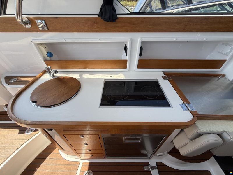 Aquador 28 HT
