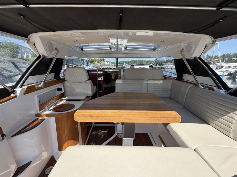 Aquador 28 HT