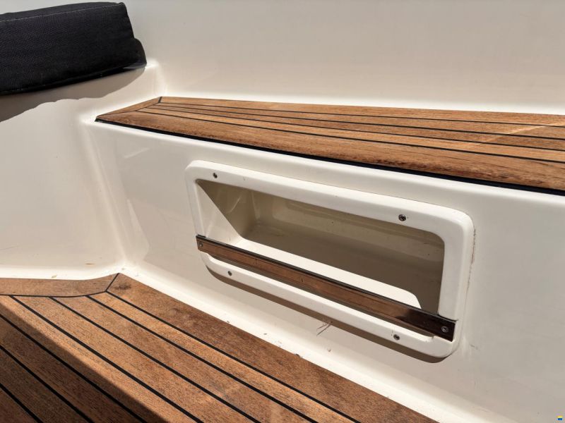 Interboat 25