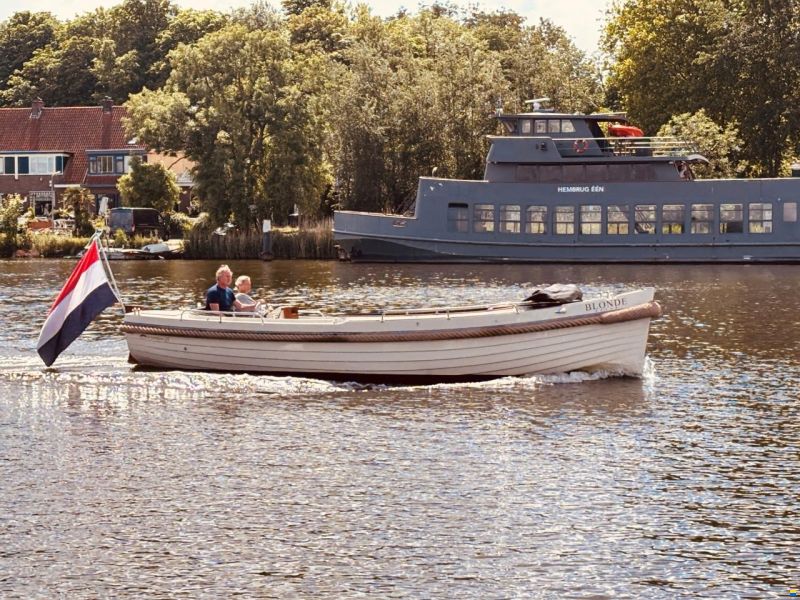 Interboat 25