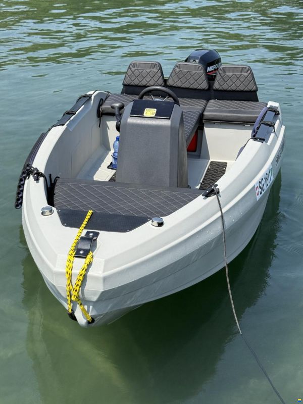 Sea Storm 12 HDPE Advantage