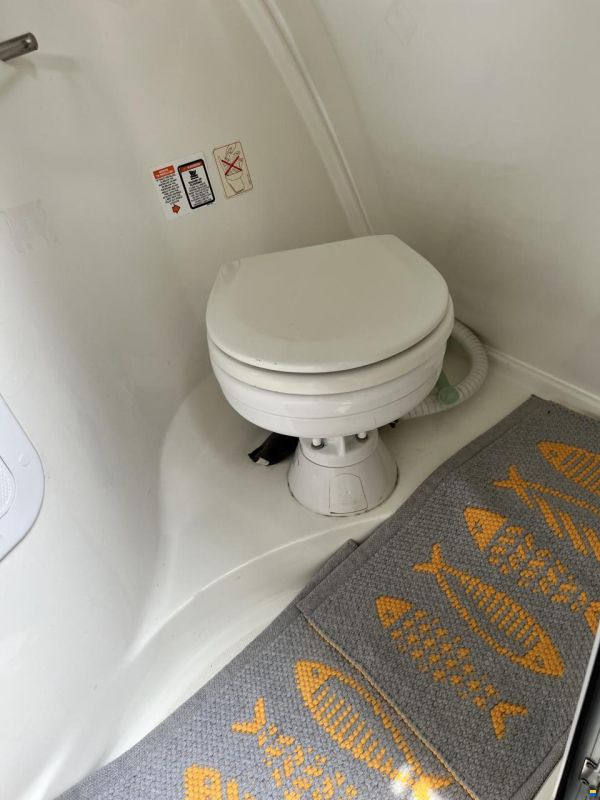 Saver 690 Cabin