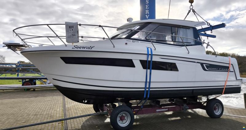 Jeanneau Merry Fisher 855