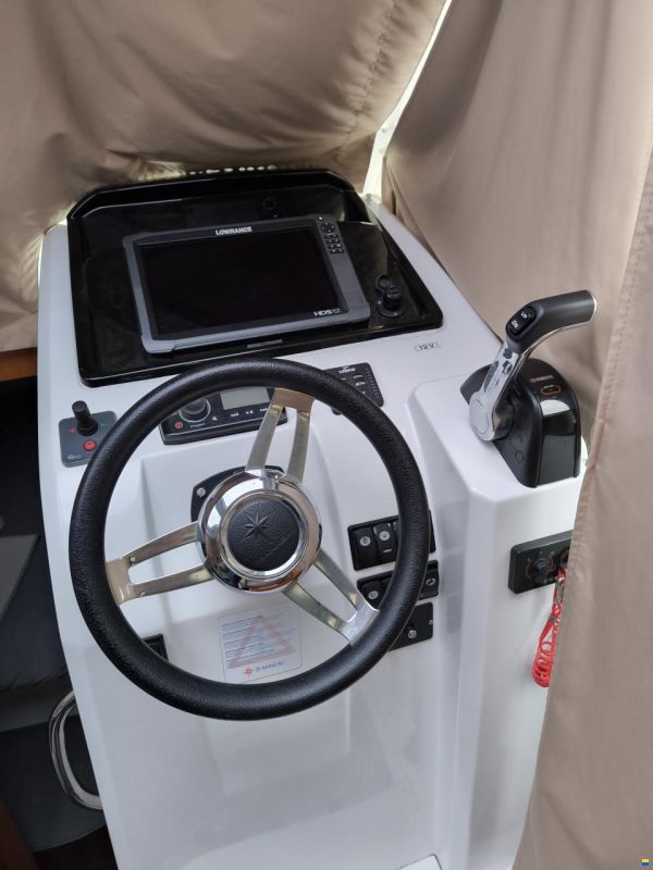 Jeanneau Merry Fisher 855