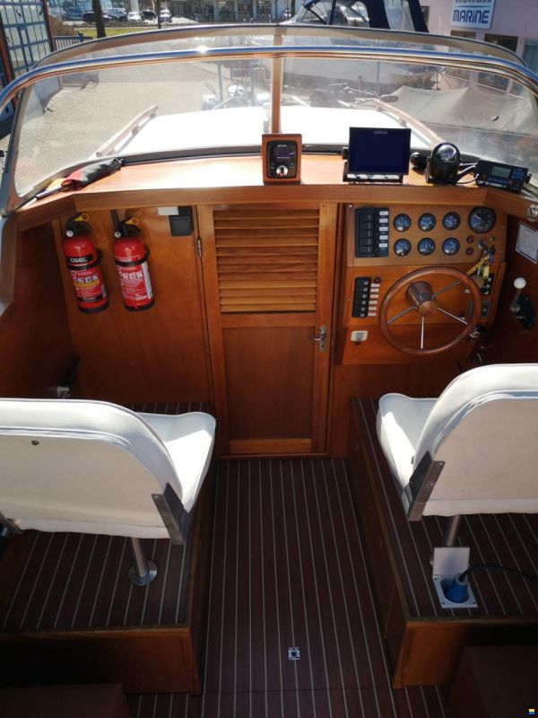 Coronet 22 Explorer