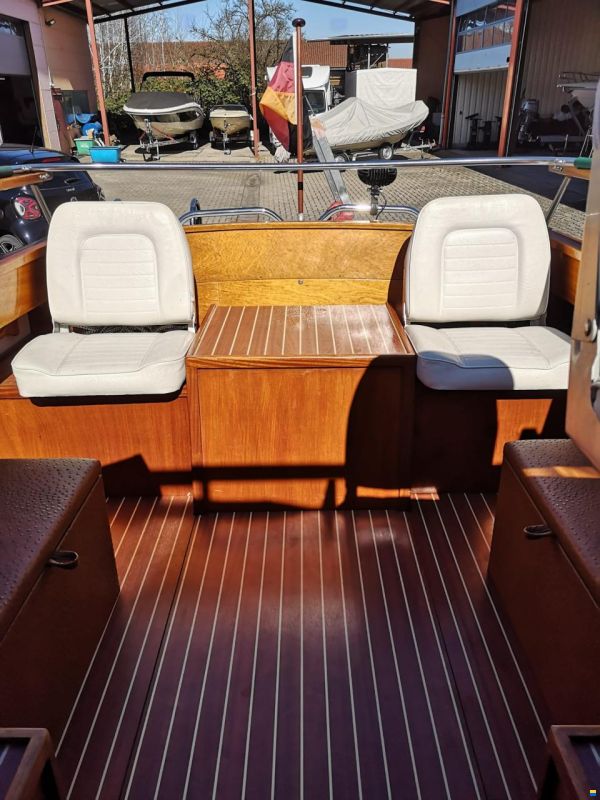 Coronet 22 Explorer