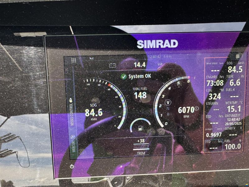 Sea Ray 230 Outboard