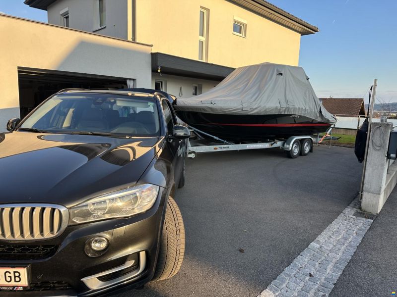 Sea Ray 230 Outboard