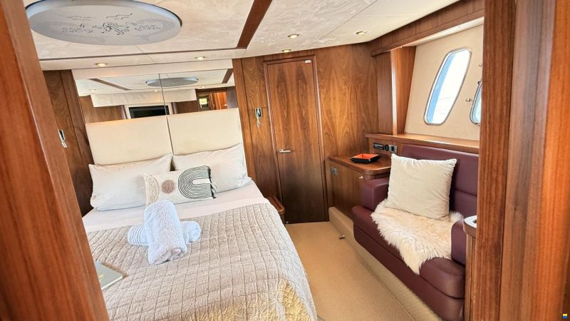 Sunseeker Manhattan 66
