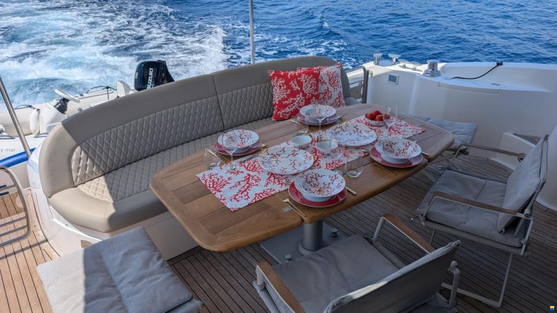 Sunseeker Manhattan 66