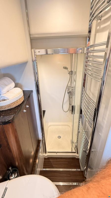 Sunseeker Manhattan 66