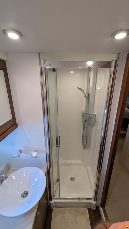 Sunseeker Manhattan 66