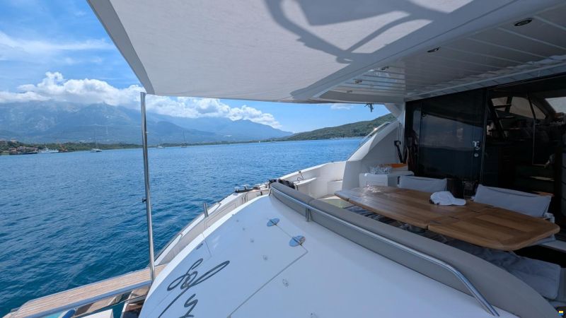 Sunseeker Manhattan 66