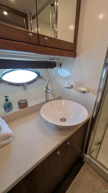 Sunseeker Manhattan 66