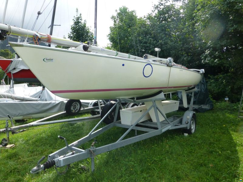 Swiss Dyas Bootswerft Helbling