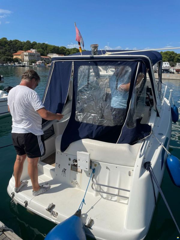 Sessa Oyster 22