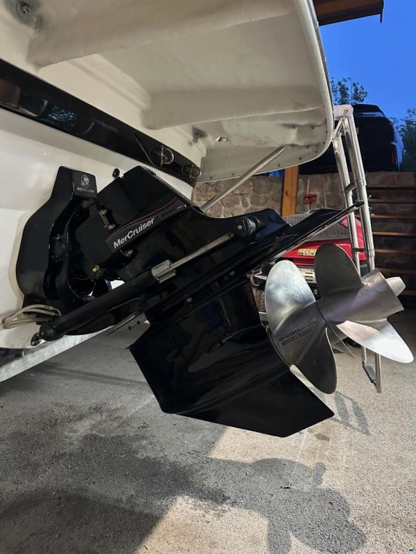 Crownline 266 SC