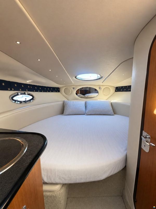 Crownline 266 SC