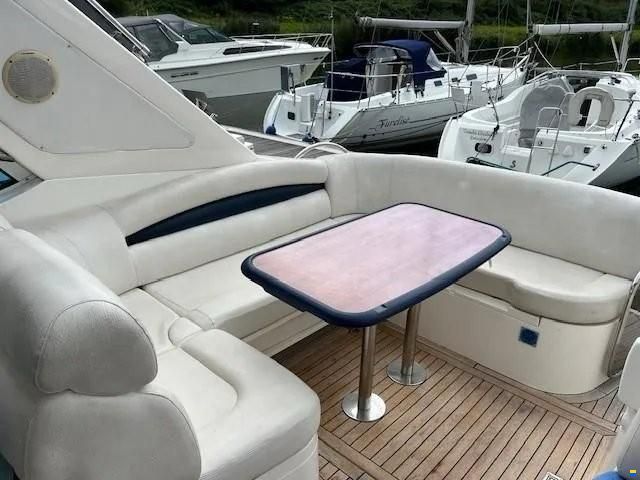 Sealine S 38
