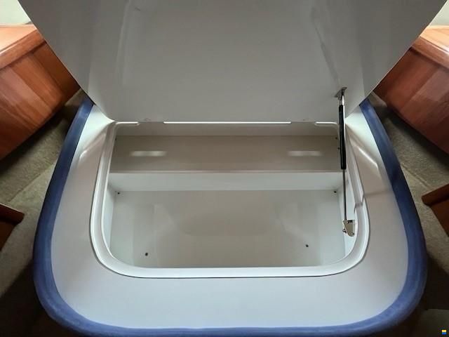 Sealine S 38