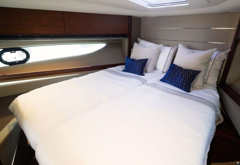 Princess V 50 geschlossen