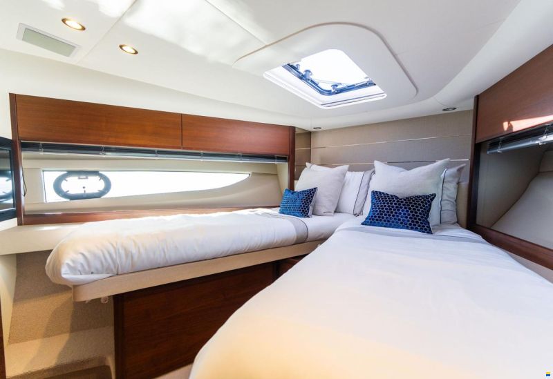 Princess V 50 geschlossen