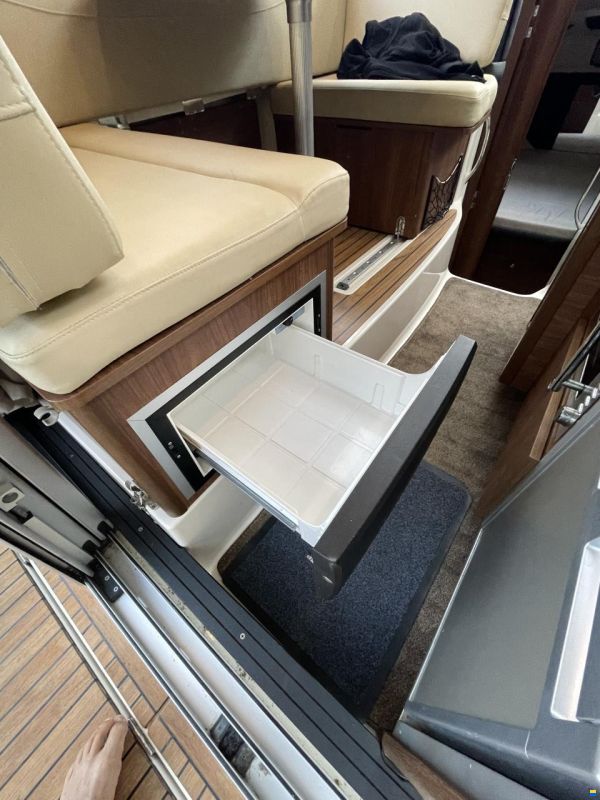 Quicksilver 855 Activ/Weekender/Cruiser