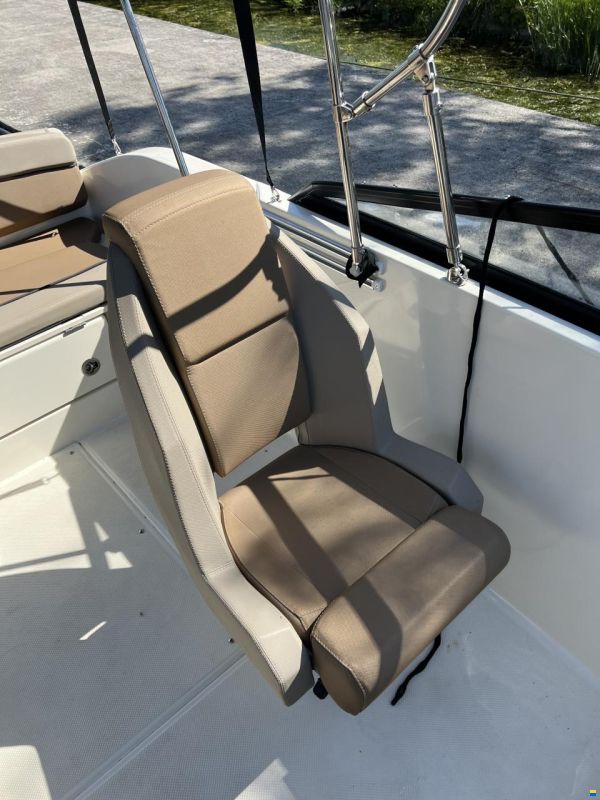 Quicksilver 605 Cruiser