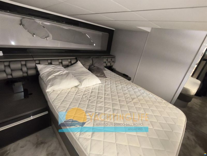 Pershing 5X
