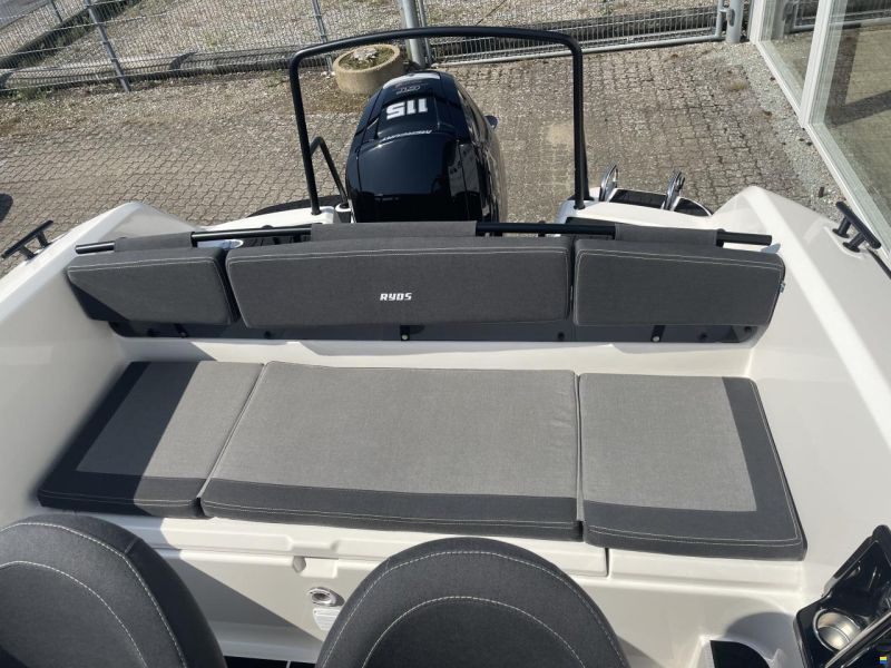 Ryds 630 MID-C med Mercury F115 CT ELPT EFI