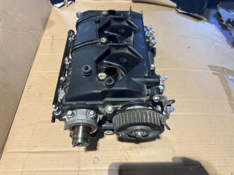 Yamaha F300 cylinder head 225kw OEM