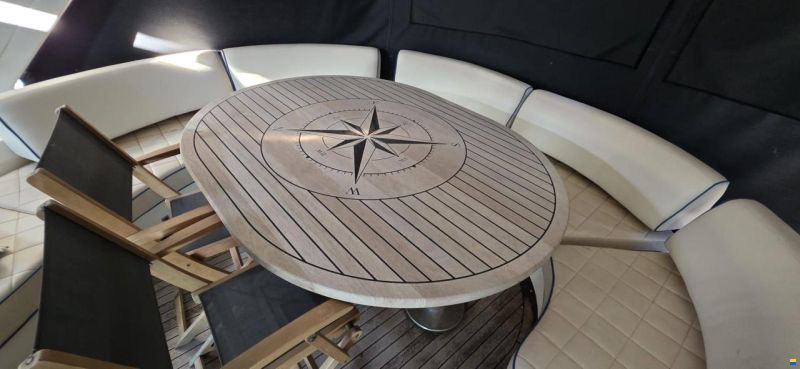 Azimut 75