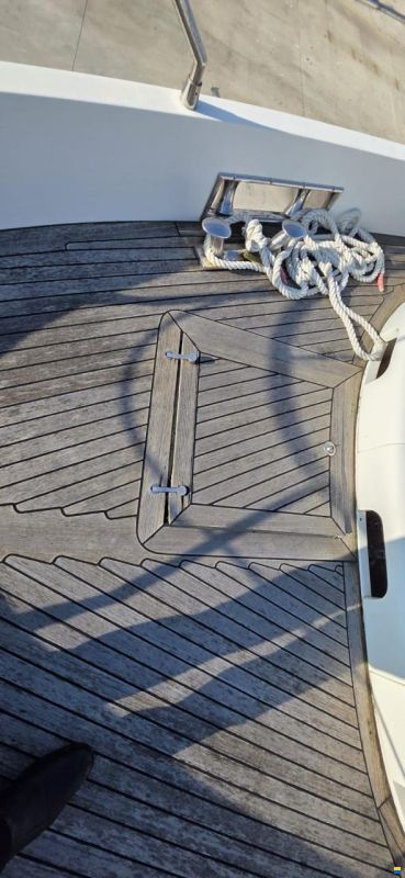 Azimut 75