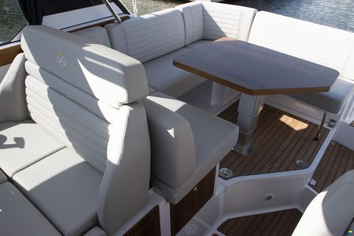 Aquador 28 HardTop
