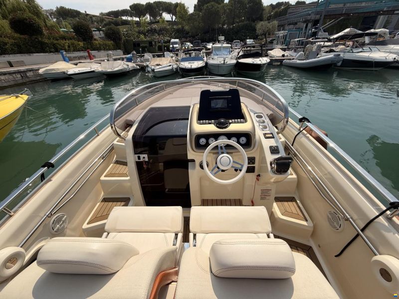 Invictus 280 GT